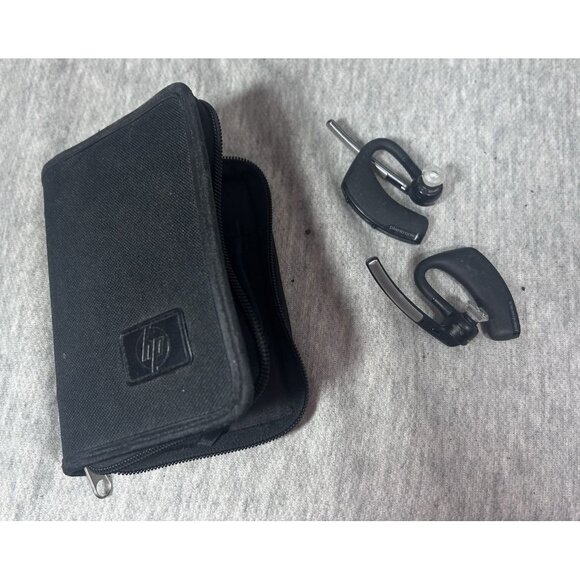 Plantronics Voyager Legend US B235 Bluetooth Headset HP Case Black - Picture 1 of 4